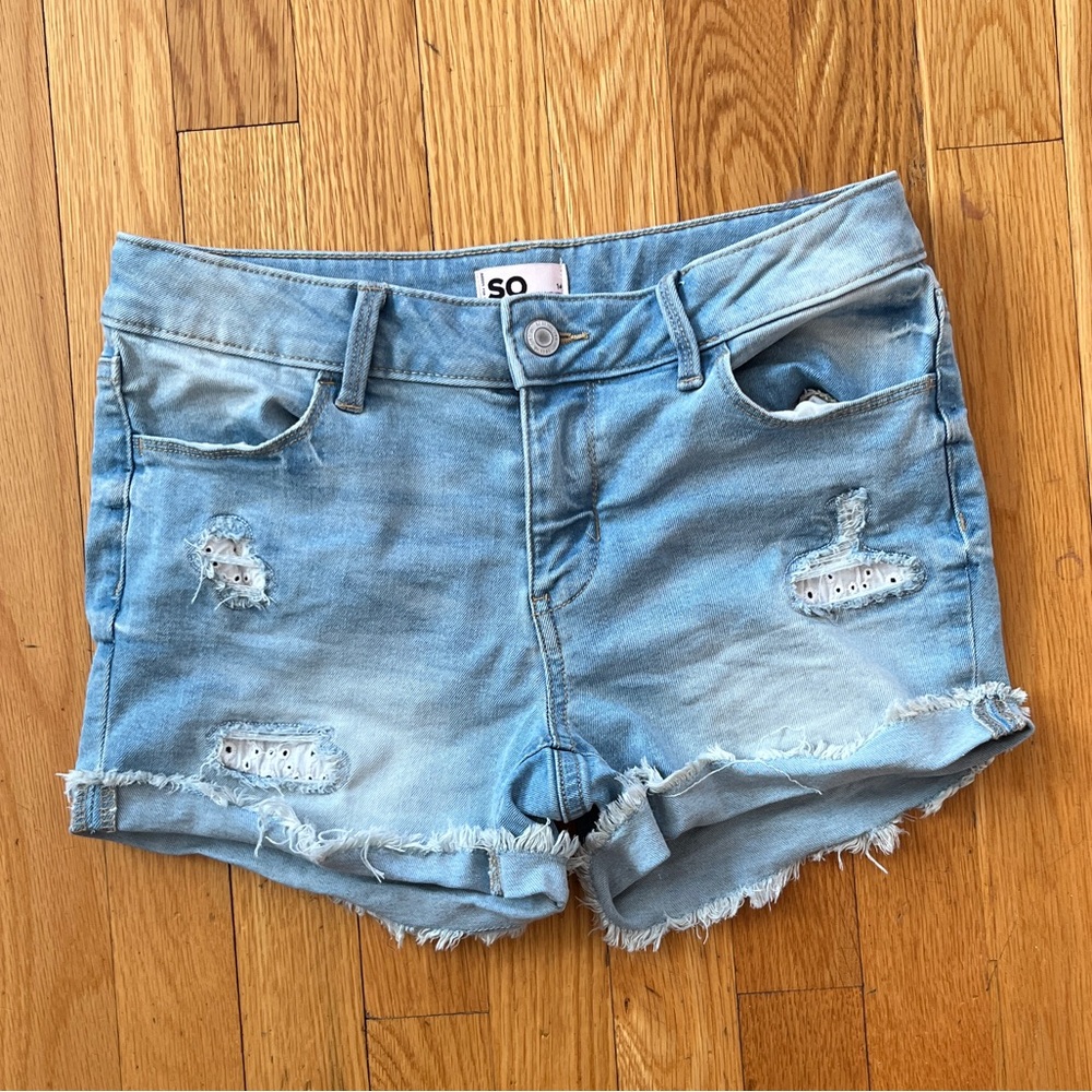 SO Faded Blue Ripped Jean Shorts Eyelet Distressed Juniors Medium